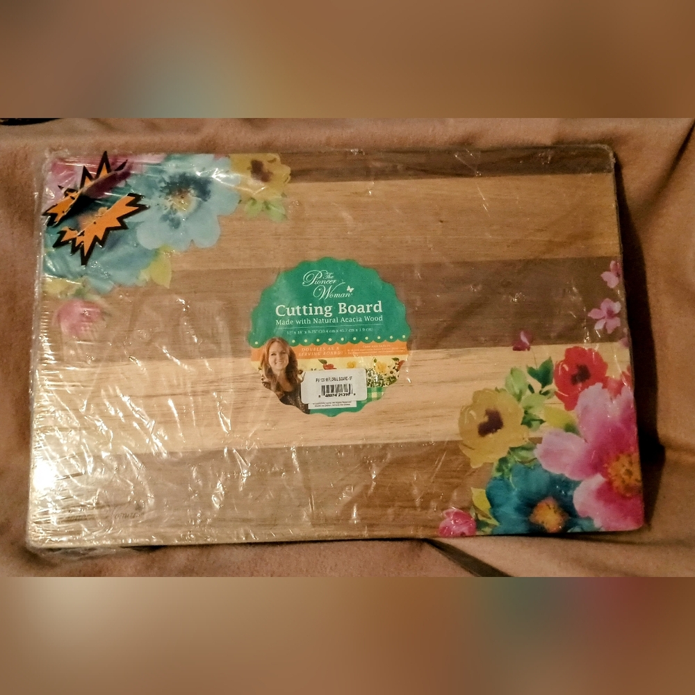 The Pioneer Woman Acacia Wood Cutting Board with Floral Design